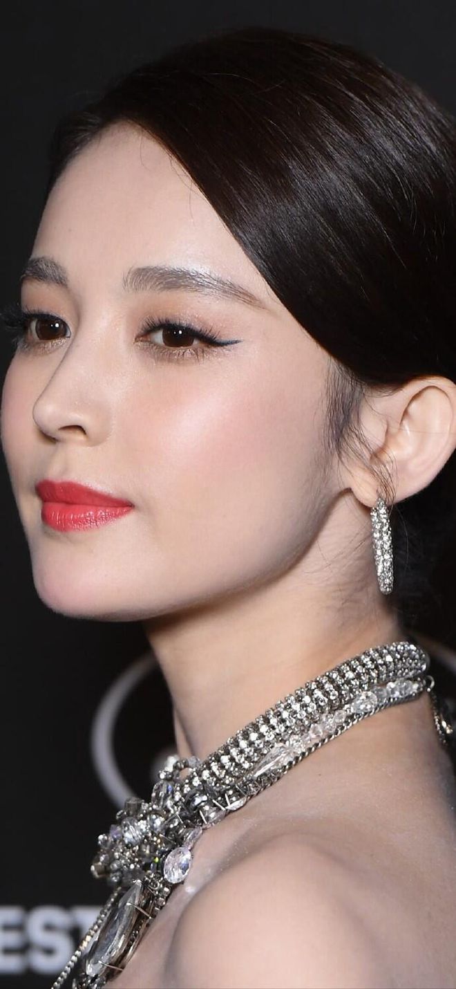 游戏规则电影古力娜扎_古力娜扎黄子韬电影_热依扎古力娜扎迪丽热巴