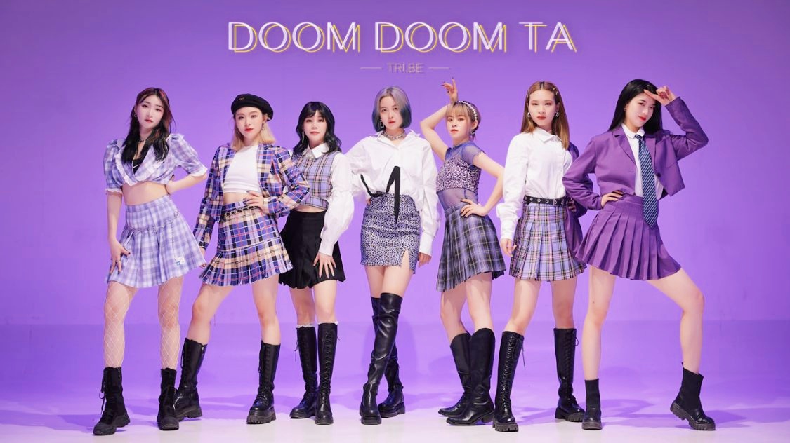 壁纸高清手机壁纸女生_壁纸高清图片动漫_doom4高清壁纸